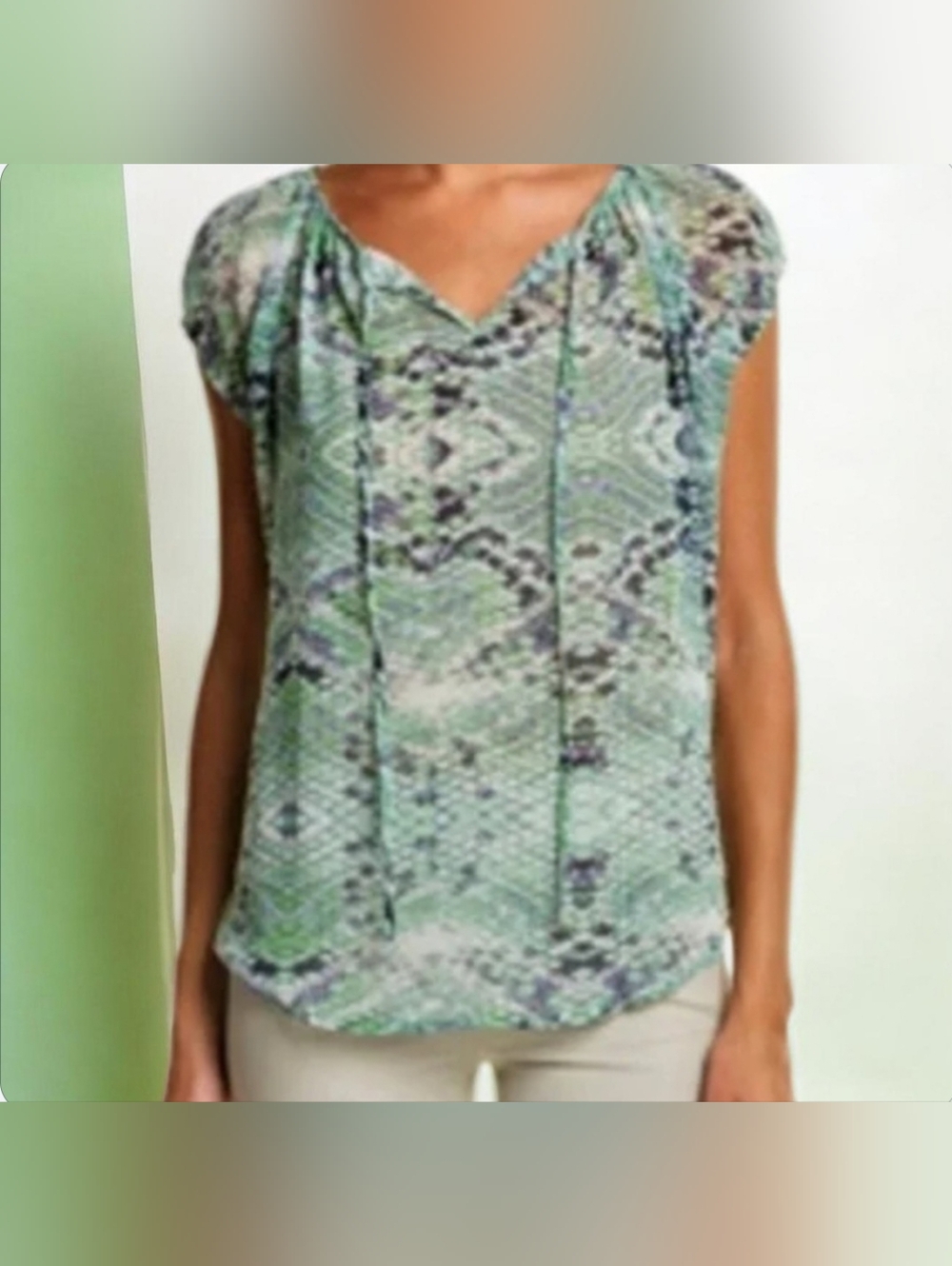 ⚕️CAbi Green Print Tie-Neck Peasant Blouse